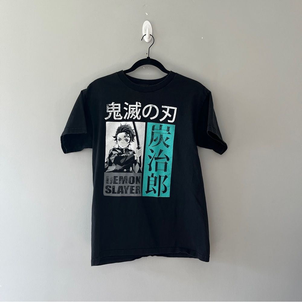 Demon Slayer Anime Black Graphic T-shirt Classic Casual Cotton Size Medium